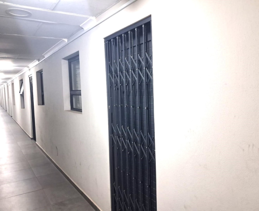 2 Bedroom Property for Sale in Parklands East Western Cape